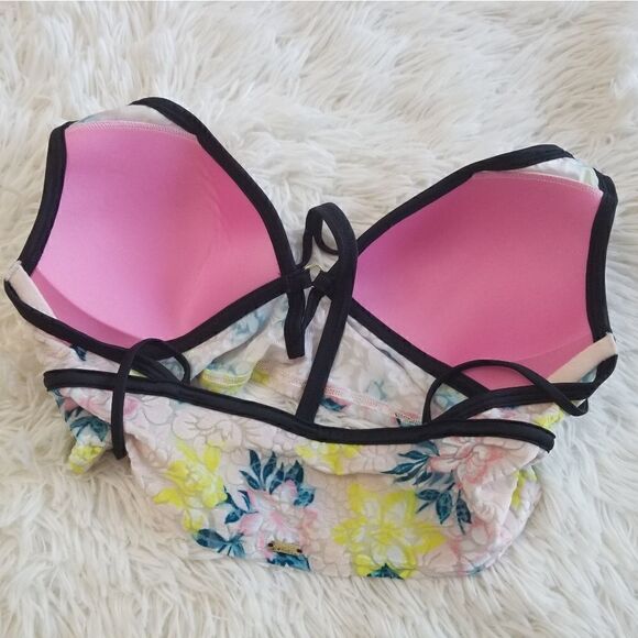 SMALL PINK Victoria's Secret Bra Set - Picture 10 of 14